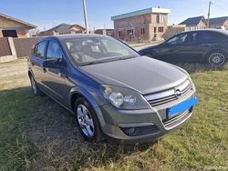 Utilizat 2006 Opel Astra Hatchback | 7.300 EUR