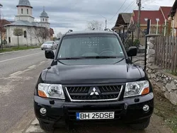Culoarenegru Utilizat 2006 Mitsubishi Pajero SUV | 6.500 EUR