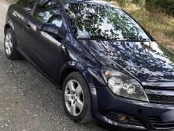 Utilizat 2007 Opel Astra GTC Hatchback | 1.700 EUR