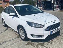 Culoarealb Utilizat 2016 Ford Focus Titanium Berlinǎ | 6.300 EUR (Preț bun)