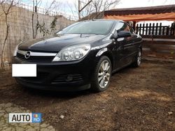 Negru Utilizat 2008 Opel Astra Coupe | 6.400 EUR