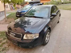 Utilizat 2004 Audi A4 Berlinǎ | 1.300 EUR (Preț bun)