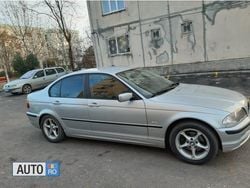 Argintiu Utilizat 2001 BMW 320 Berlinǎ | 2.650 EUR (Preț OK)