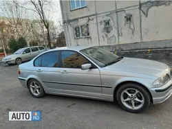 Argintiu Utilizat 2001 BMW 320 Berlinǎ | 2.650 EUR (Scump)