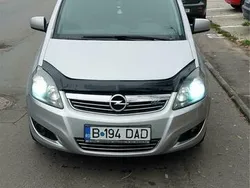 Argintiu Utilizat 2011 Opel Zafira Monovolum | 4.500 EUR (Preț OK)