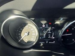 Culoarealb Utilizat 2019 Land Rover Discovery Sport SE SUV | 19.000 EUR (Preț OK)