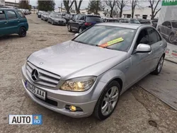 Argintiu metalizat Utilizat 2007 Mercedes C200 Berlinǎ | 4.999 EUR