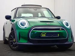 Utilizat 2023 Mini Cooper SE Classic Hatchback | 20.575 EUR