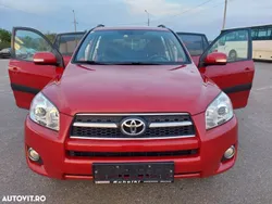 Rosu Utilizat 2009 Toyota RAV4 SUV | 7.690 EUR