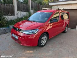 Rosu Utilizat 2022 VW Caddy Maxi Monovolum | 20.700 EUR