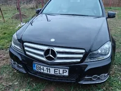 Negru Utilizat 2011 Mercedes C200 Berlinǎ | 7.250 EUR (Preț OK)