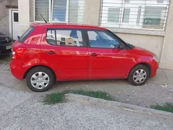 Culoarerosu Utilizat 2013 Skoda Fabia Active | 3.700 EUR (Preț OK)