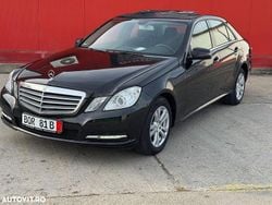 Culoarenegru Utilizat 2013 Mercedes E220 Elegance Berlinǎ | 8.900 EUR