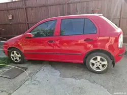 Utilizat 2000 Skoda Fabia Hatchback | 550 EUR (Preț bun)