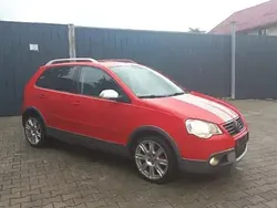 Rosu Utilizat 2009 VW Polo Cross Hatchback | 3.450 EUR
