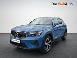Albastru mediu normal Utilizat 2023 Volvo XC40 Core SUV | 40.350 EUR (Scump)