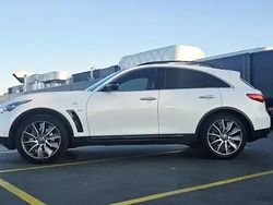 Utilizat 2016 Infiniti QX70 SUV | 13.900 EUR