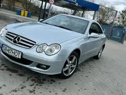 Utilizat 2007 Mercedes 220 | 2.850 EUR
