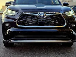 Negru Utilizat 2024 Toyota Highlander Luxury SUV | 62.000 EUR
