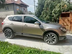 Utilizat 2011 Nissan Qashqai SUV | 8.500 EUR (Puțin scump)