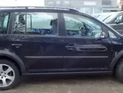 Utilizat 2008 VW Touran Cross Monovolum | 2.750 EUR