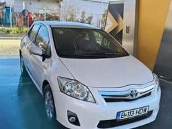Utilizat 2012 Toyota Auris Hybrid Hatchback | 6.100 EUR (Preț bun)