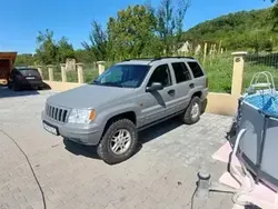 Gri Utilizat 2003 Jeep Grand Cherokee SUV | 5.950 EUR