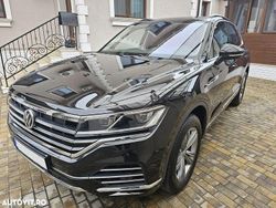 Culoarenegru Utilizat 2019 VW Touareg Atmosphere SUV | 34.500 EUR (Super Preț)