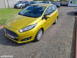 Auriu Utilizat 2014 Ford Fiesta Titanium Hatchback | 4.500 EUR (Super Preț)
