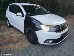 Alb Utilizat 2020 Dacia Sandero Lauréate Hatchback | 4.500 EUR