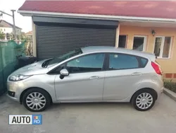 Gri Utilizat 2015 Ford Fiesta Hatchback | 6.200 EUR (Preț bun)