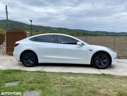 Culoarealb Utilizat 2020 Tesla Model 3 Standard Range Plus Berlinǎ | 23.000 EUR (Preț OK)