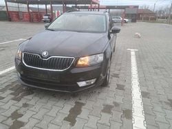 Negru Utilizat 2015 Skoda Octavia Break | 9.000 EUR (Super Preț)