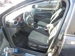 Gri Utilizat 2010 Ford Focus Hatchback | 5.000 EUR (Scump)
