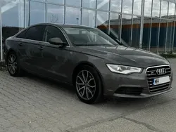 Utilizat 2004 Audi A6 Berlinǎ | 12.900 EUR