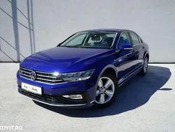 Albastru mediu normal Utilizat 2020 VW Passat Highline Break | 25.899 EUR (Scump)