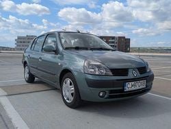 Culoareverde Utilizat 2005 Renault Clio II Expression Berlinǎ | 1.300 EUR (Preț bun)