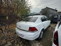 Culoarealb Utilizat 2009 Opel Astra Enjoy Hatchback | 1.060 EUR (Super Preț)