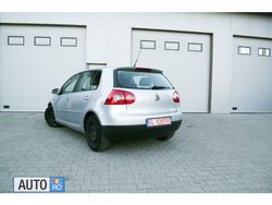 Gri Utilizat 2006 VW Golf V Berlinǎ | 3.000 EUR (Preț bun)