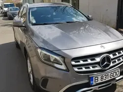 Mercedes GLA220