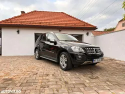 Culoarenegru Utilizat 2010 Mercedes ML350 SUV | 11.990 EUR (Scump)