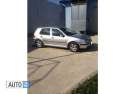 Gri Utilizat 2003 VW Golf IV Hatchback | 1.700 EUR