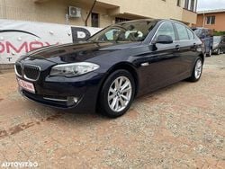 Culoarealbastru Utilizat 2011 BMW 520 Comfort Edition Berlinǎ | 9.990 EUR (Preț OK)