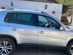 Gri Utilizat 2009 VW Tiguan SUV | 5.500 EUR (Preț bun)