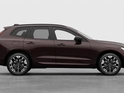 ["mulberry red"] Nouă 2025 Volvo XC60 Plus SUV | 69.865 EUR