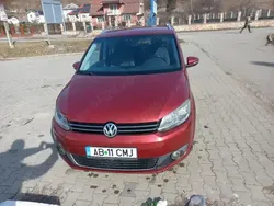 Rosu Utilizat 2011 VW Touran Monovolum | 6.500 EUR (Preț OK)