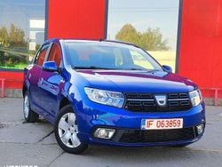 Culoarealbastru Utilizat 2020 Dacia Logan Lauréate Berlinǎ | 7.490 EUR (Preț bun)