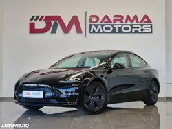 Culoarenegru Utilizat 2021 Tesla Model 3 Berlinǎ | 29.990 EUR (Preț OK)
