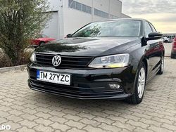 Culoarenegru Utilizat 2015 VW Jetta Comfortline Berlinǎ | 8.800 EUR (Puțin scump)