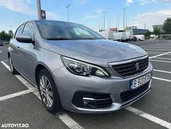 Argint Utilizat 2020 Peugeot 308 Active Hatchback | 13.300 EUR (Puțin scump)